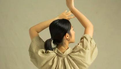 爱游戏手机版-中国足球国际合作不断深化，推动青训输出与交流，中国足球青训体系是什么